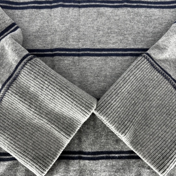 Hollister Men's Sweater Size Small 059 - Picture 3 of 7